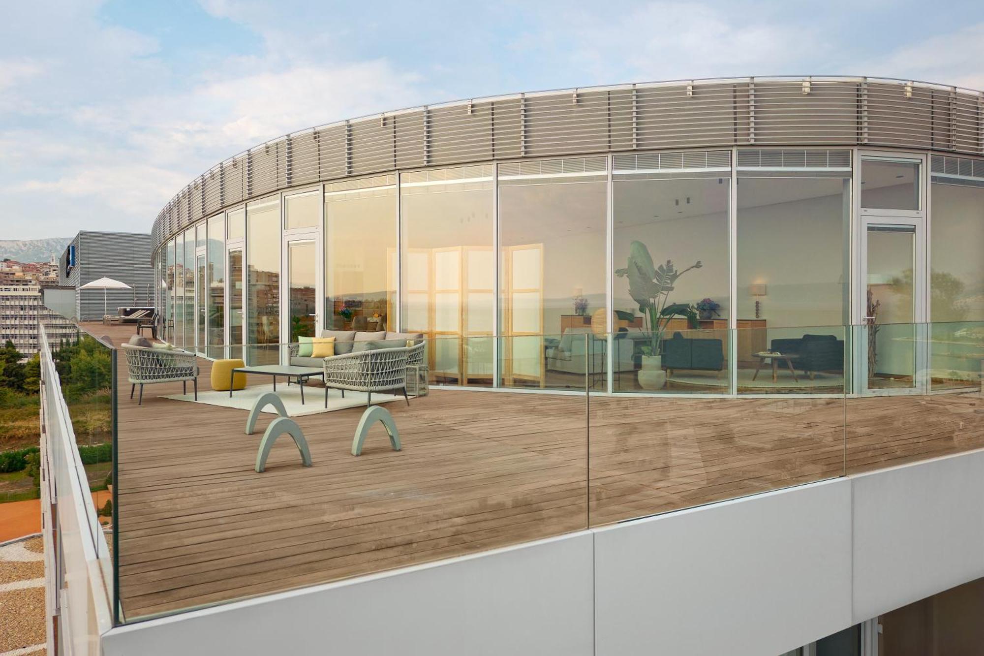 Radisson Blu Resort & Spa Split Luaran gambar The terrace of the German National Academy of Sciences, Leopoldina, Halle/Saale