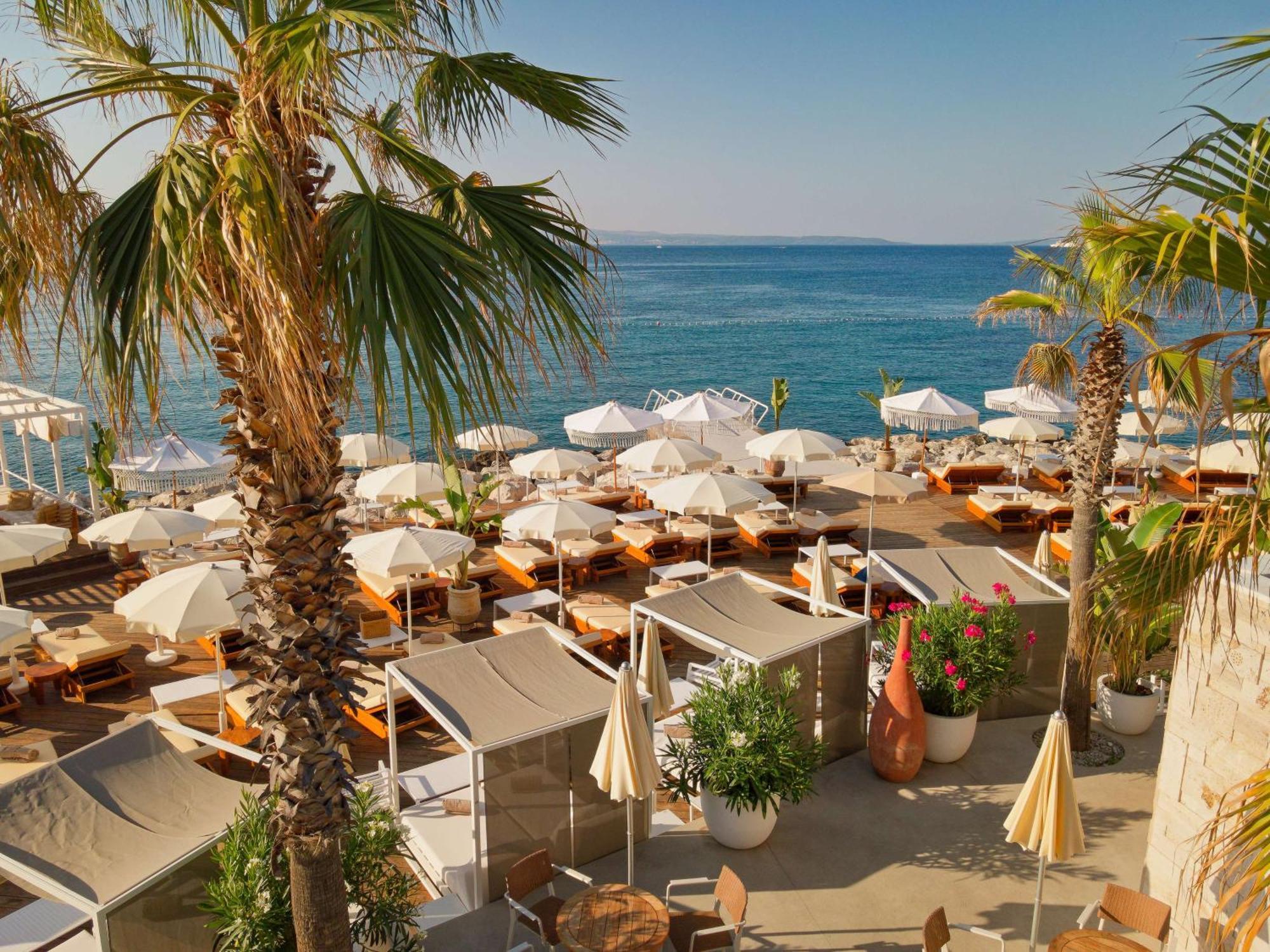 Radisson Blu Resort & Spa Split Luaran gambar Beach in Marbella